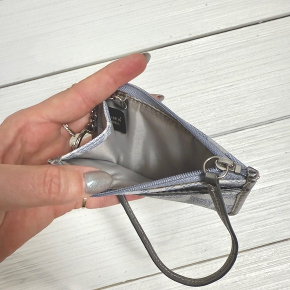 Coach Denim Look Park Signature Skinny ID Case Card Holder - Picture 3 of 3